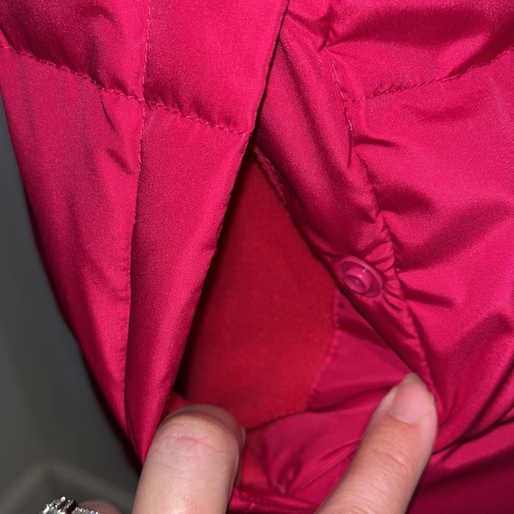 Land’s End Pink Puffer Vest - Picture 8 of 13
